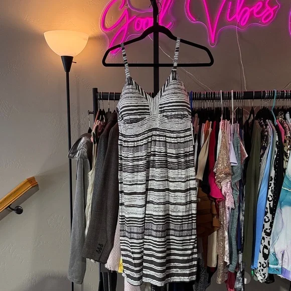 Athleta Brown and White Printed Bahia Midi Dress - Picture 1 of 8